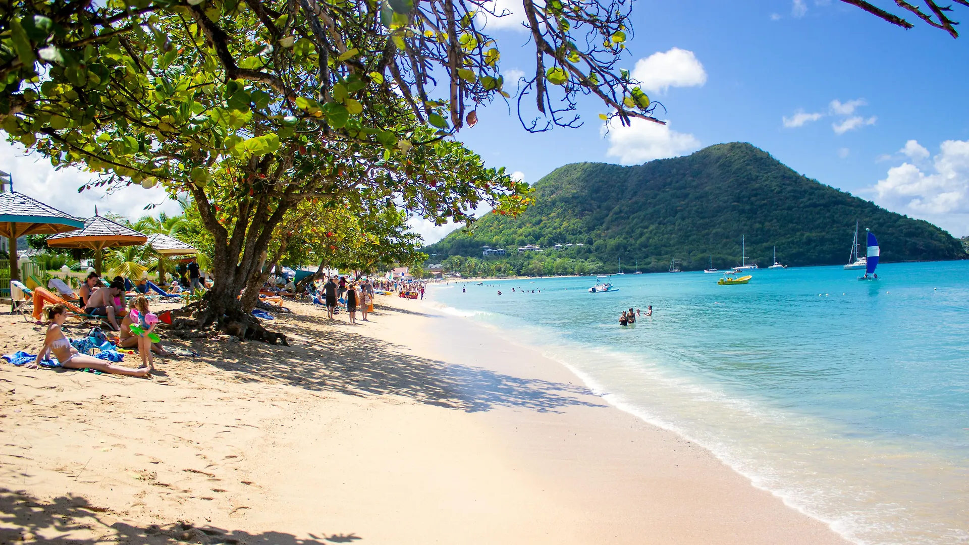 Bay Gardens Beach Resort & Spa Gros Islet 4*,