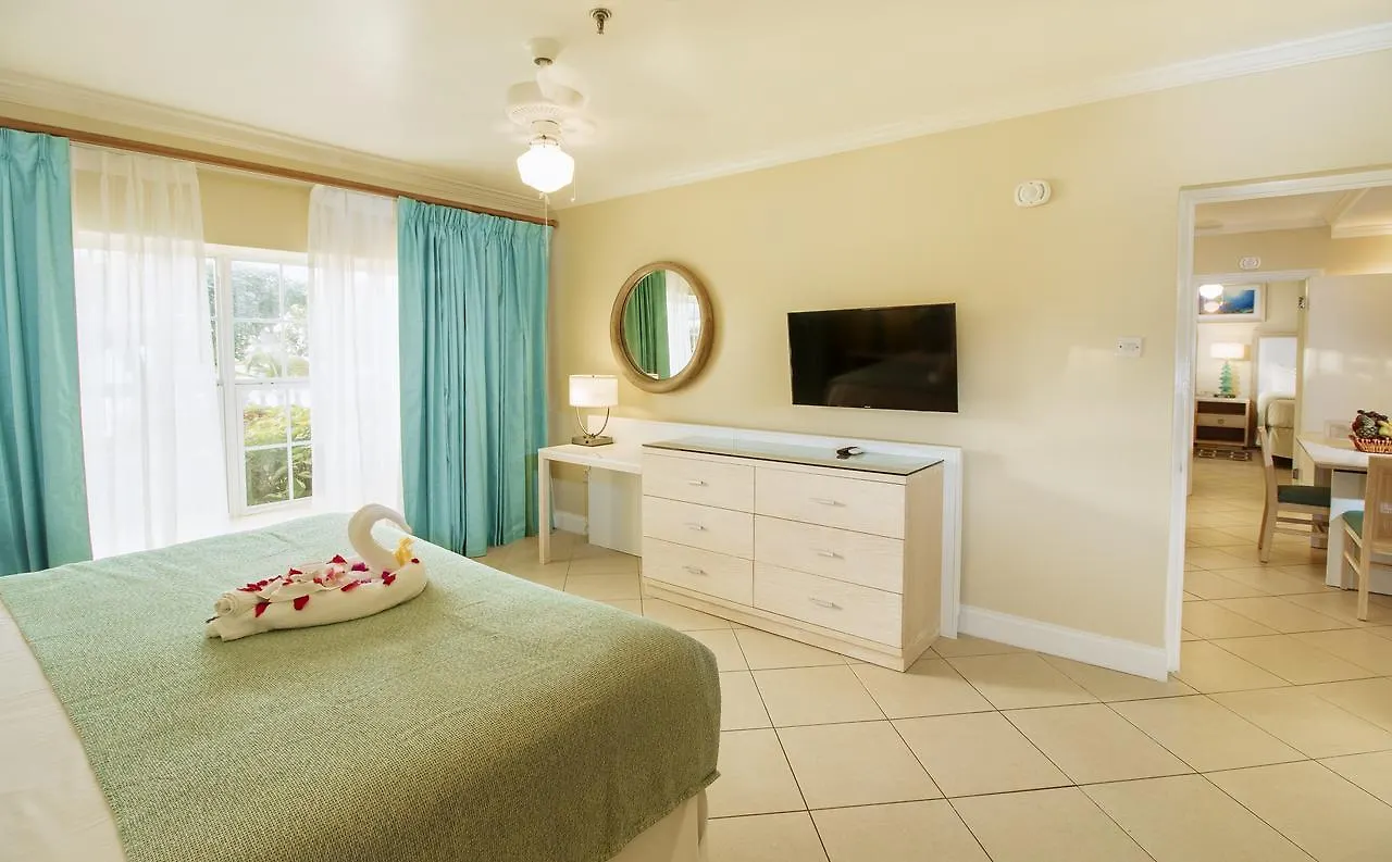 ****  Bay Gardens Beach Resort & Spa Gros Islet Santa Lucia